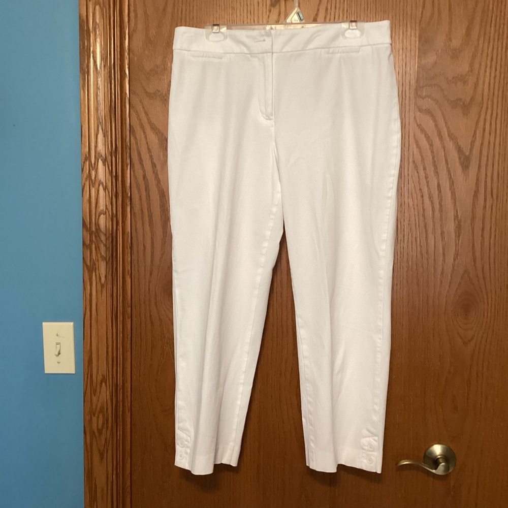 Talbots Crisp White curvy style Ankle Pants size 12.